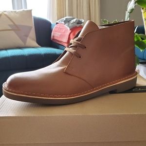 Clarks Bushacre 2 in Dark Tan leather